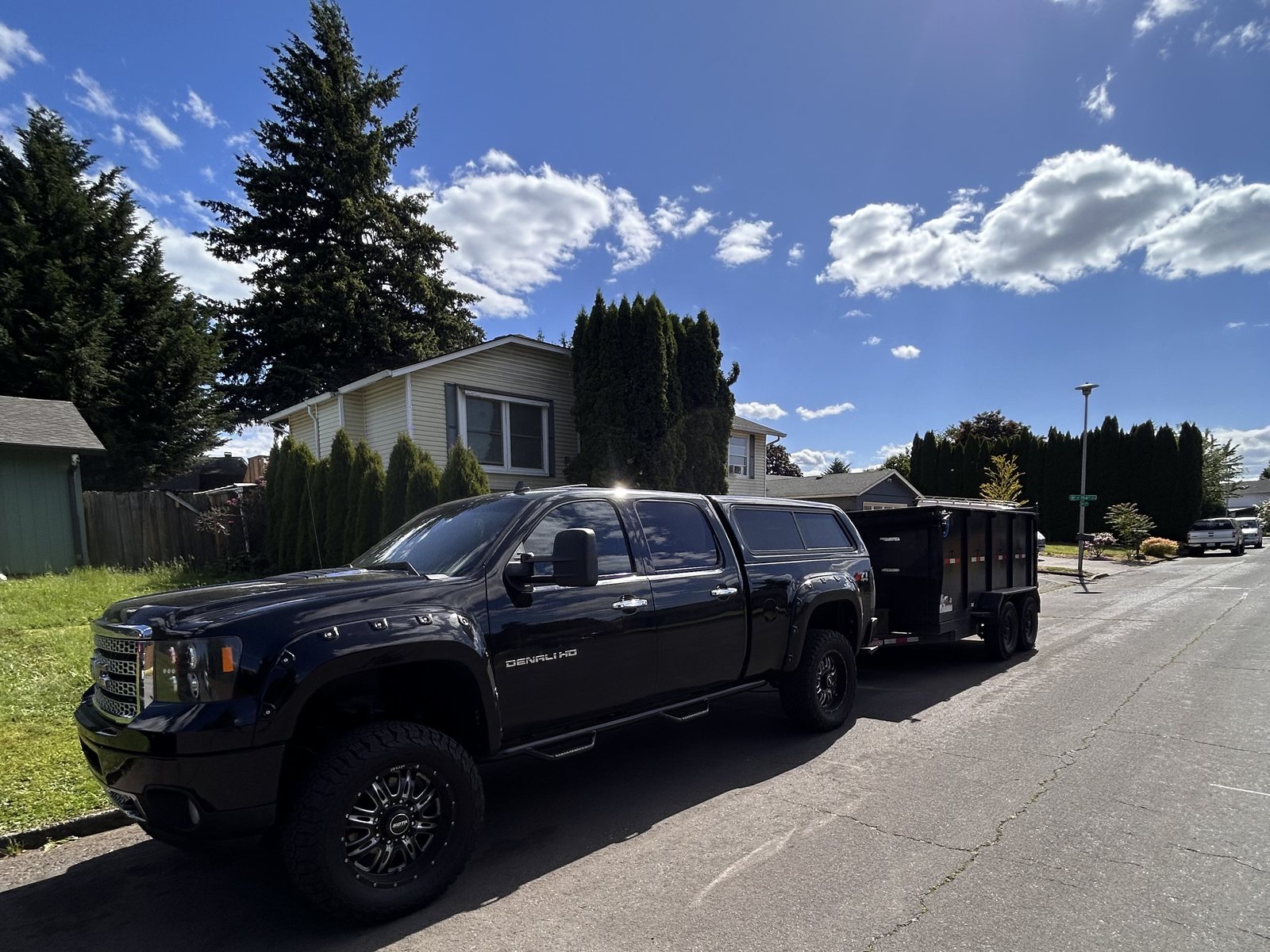 JunkBrozz truck and dump trailer